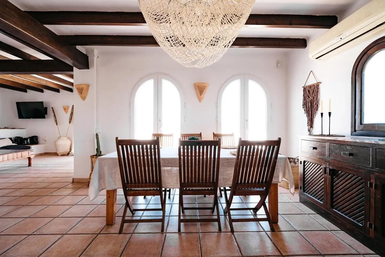 Large Villa On Ibiza West Coast With Pool & Sunset View - Nirvana كالا تاريدا 0*,  إسبانيا